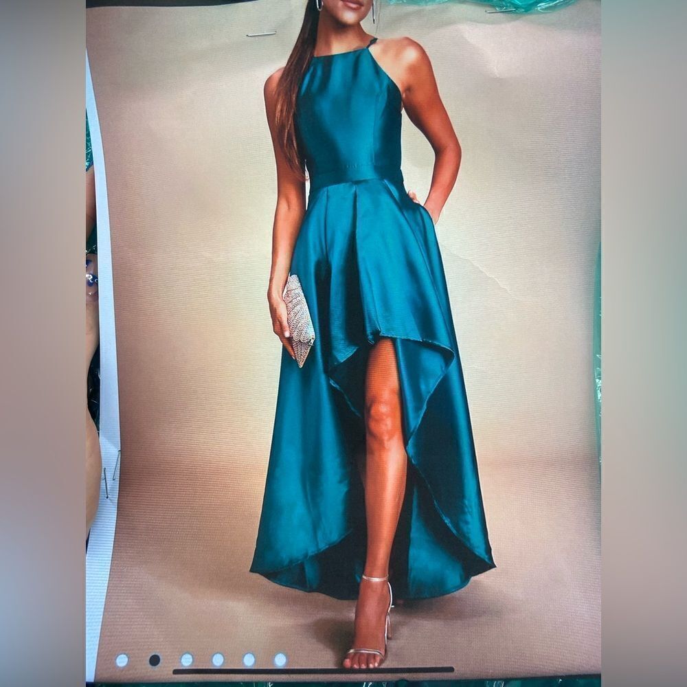 🛍️ Lulus ladies Xl emerald green formal - high low